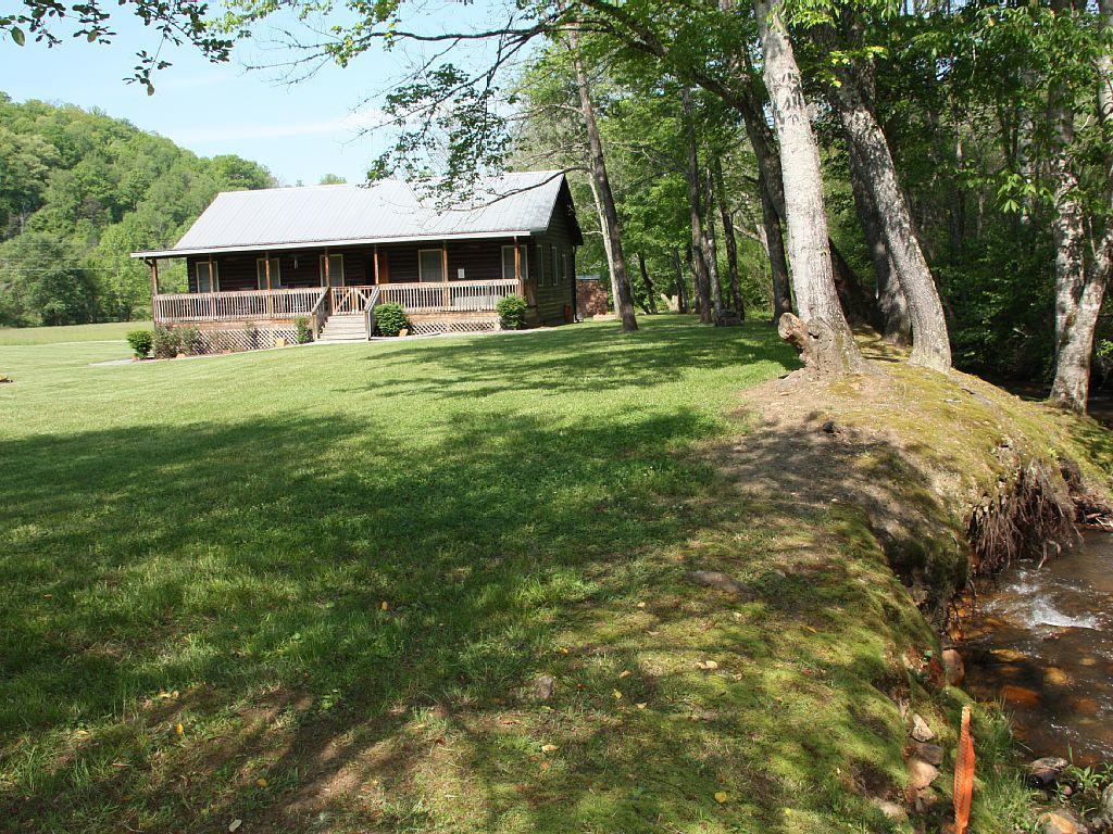 Climbing Bear Creekside Cabin Whittier Bagian luar foto